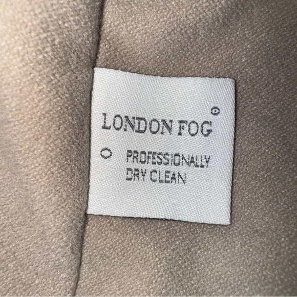 London Fog Men's Medium Regular Beige All Weather Zip Out Liner Mid Trench Coat - Picture 15 of 16